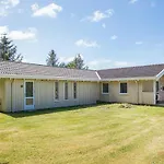 Beautiful Home In Hjorring With Sauna *