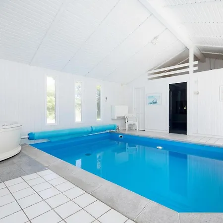 Vakantiehuis Awesome In Hjorring With Indoor Swimming Pool *