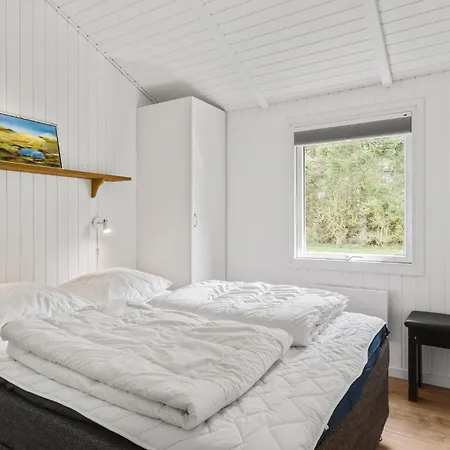 Beautiful Home In Hjorring With Sauna Hjørring