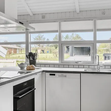 Casa vacanze Awesome Home In Hjorring With Sauna